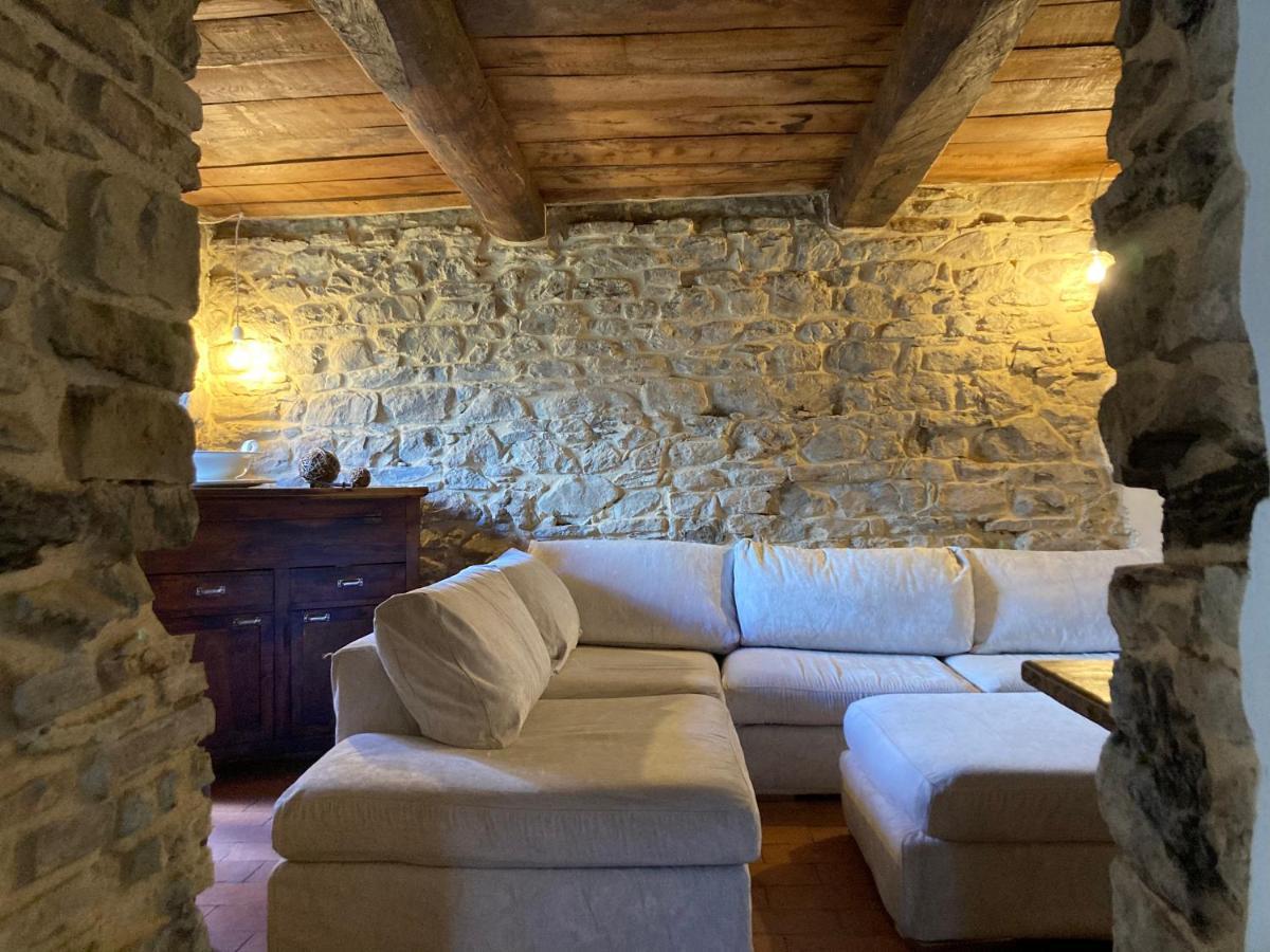 La Casina Del Prete Villa Caprese Michelangelo Exterior photo